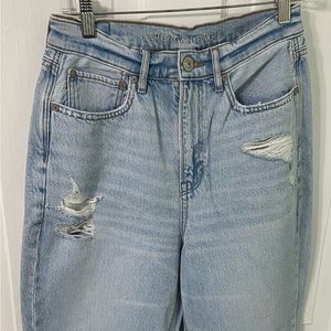 AE highest rise 90’s boyfriend jean